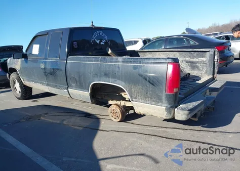 1997 Chevrolet K1500 Fleetside z USA, uszkodzony, nr VIN 2GCEK19R5V1211956